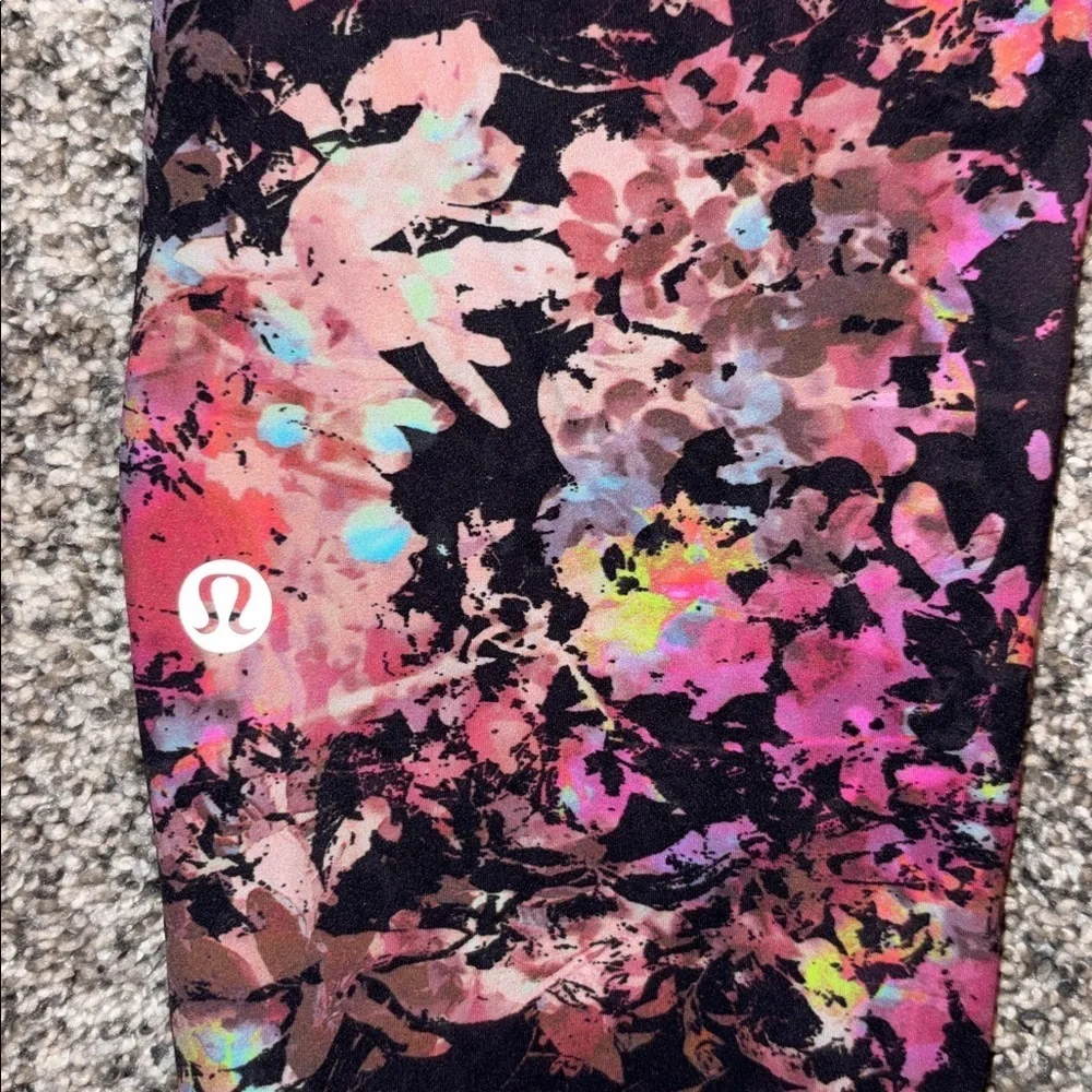 Lululemon Base Pace High-Rise Crop 23